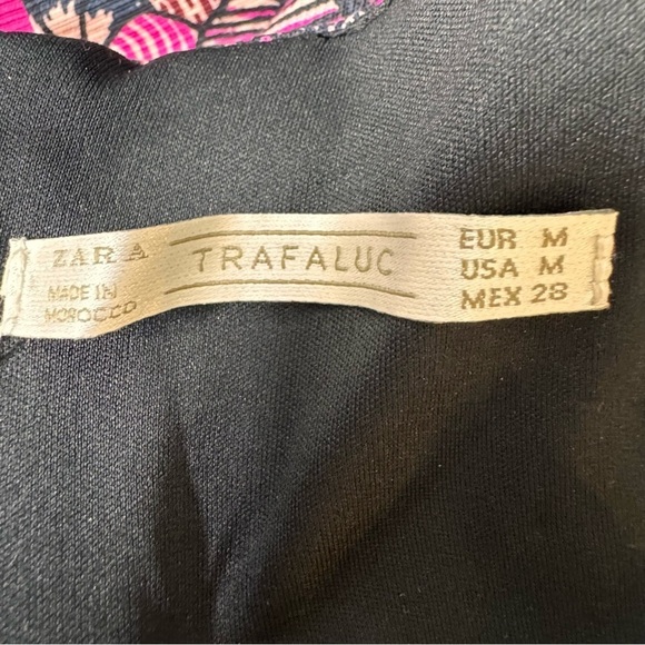 ZARA  Trafaluc Printed Side Cut Out Mini Dress Size Medium - Picture 7 of 8